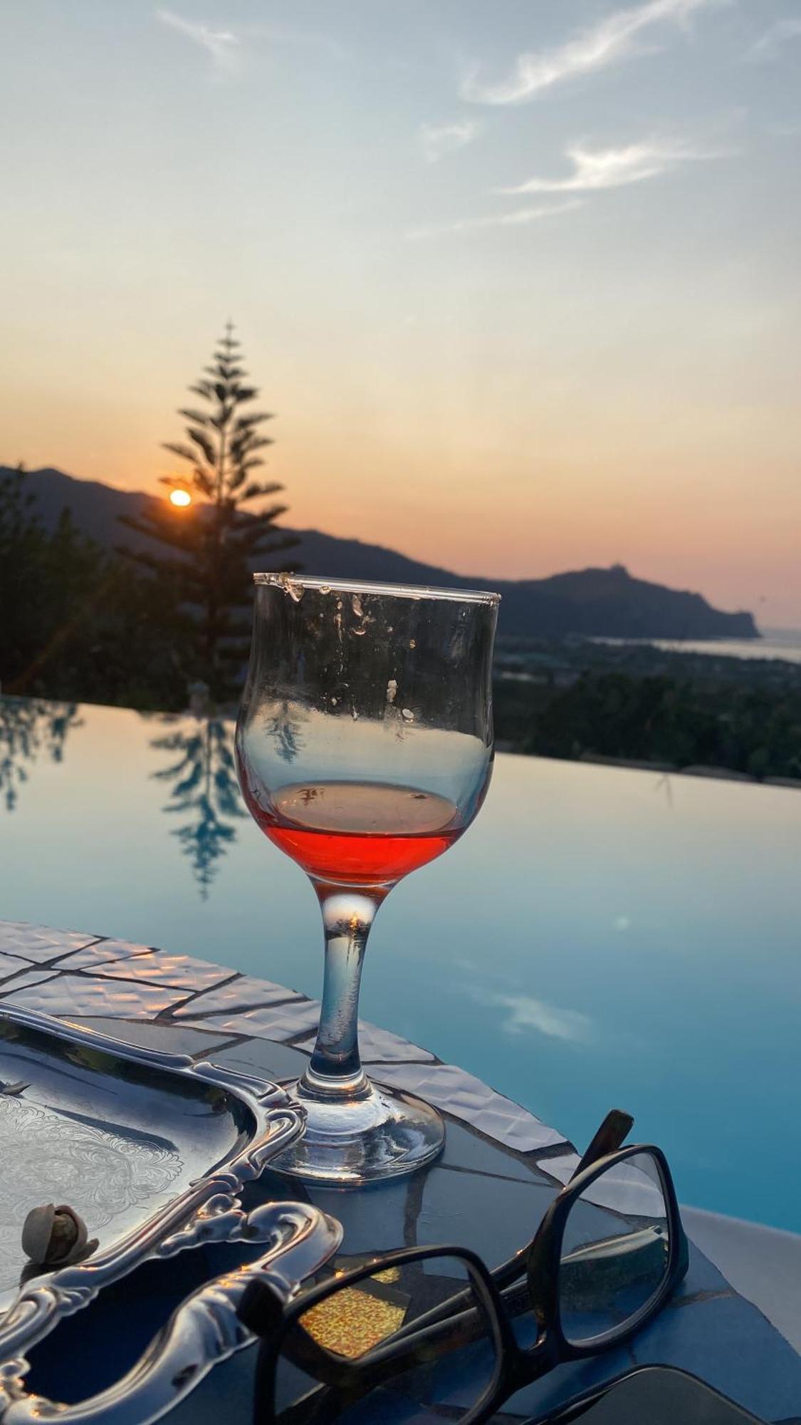 Casa Delle Sirene Nto Principe Hotel Falcone Bagian luar foto